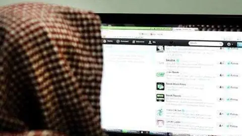 Los detenidos habían divulgado vídeos a través de las redes sociales.