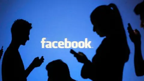 Facebook cuenta con 2.000 millones de usuarios.