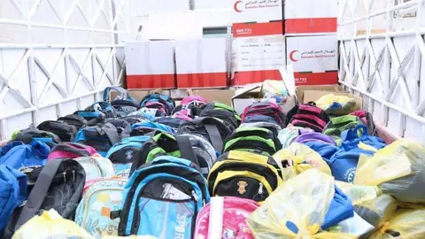 Uno de los lotes de material escolar que ERC Emiratos ha entregado este curso en Yemen.