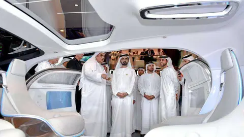 Mohammed bin Rashid, visita GITEX Technology Week el 8 de octubre de 2017, en el World Trade Center de Dubai. (WAM)