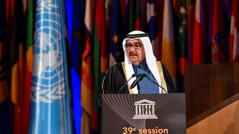 Sheikh Hamdan bin Rashid Al Maktoum interviene durante la 39 Conferencia General de la Unesco.