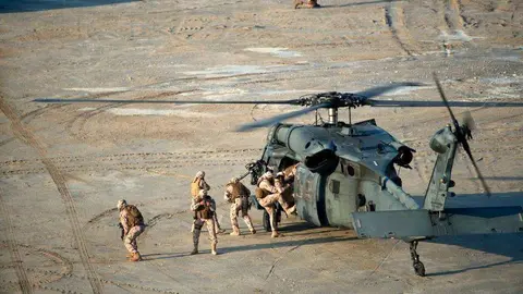 Fuerzas Armadas de EAU en acción en la Union Fortress 2 en Sharjah. 