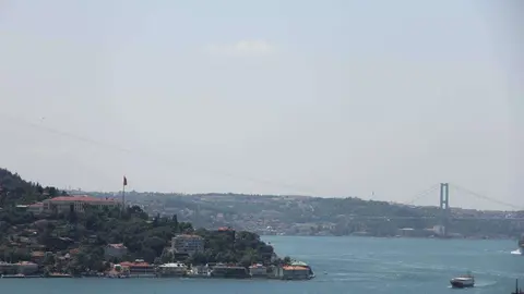 Estrecho del Bósforo en Estambul. (EL CORREO)