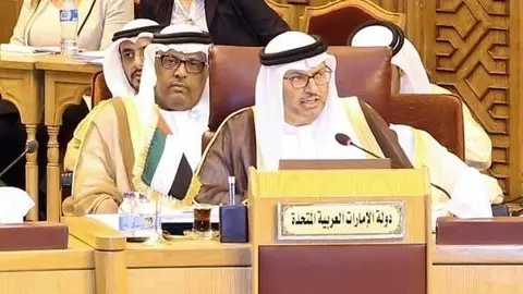 El ministro de Relaciones Exteriores de Emiratos, Anwar Gargash, durante su intervención en la reunión de la Liga Árabe.