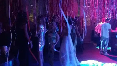 Una discoteca en Dubai. (EL CORREO)