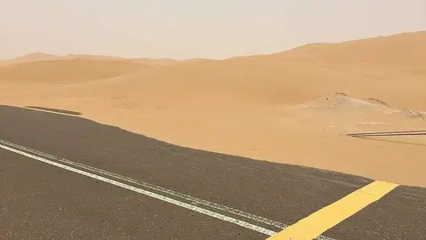 Desierto en Emiratos Árabes Unidos. (EL CORREO)