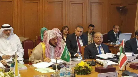 Ministros de Justicia de los países árabes reunidos en El Cairo. (Saudi Channel 2)