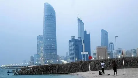 Perspectiva de La Corniche de la ciudad de Abu Dhabi. (EL CORREO)