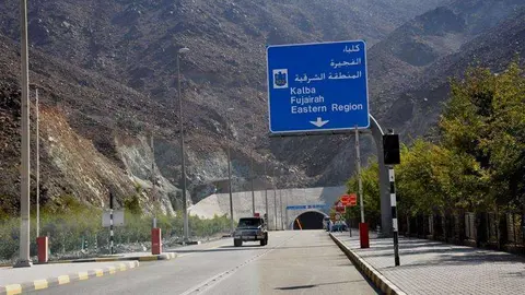 Un tramo de Malaiha Road en el emirato de Sharjah.