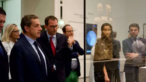 El ex presidente francés Nicolás Sarkozy durante su última visita al museo del Louvre de Abu Dhabi. (Louvre Abu Dhabi, Twitter)