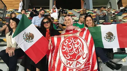 Seguidores mexicanos en Abu Dhabi. (EL CORREO)