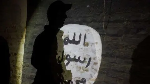 En Irak y Siria quedan unos 3.000 terroristas del grupo Daesh. (Reuters)