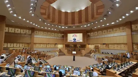 El Consejo Nacional Federal de Emiratos, durante una reunión. (@fnc_uae)