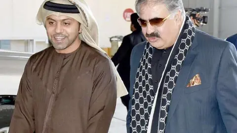 Hamad Obaid Ibrahim Salem Al Zaabi y Nasser bin Huwaidin Al Ketbi han visitado las clínicas móviles de ERC en Pakistán. (WAM)