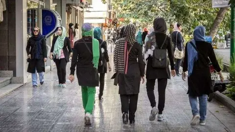 Mujeres en Teherán.