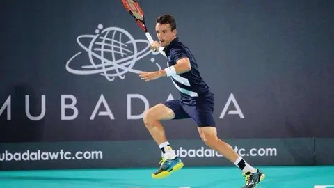 El tenista español Roberto Bautista en la pista de Abu Dhabi. (Twitter)