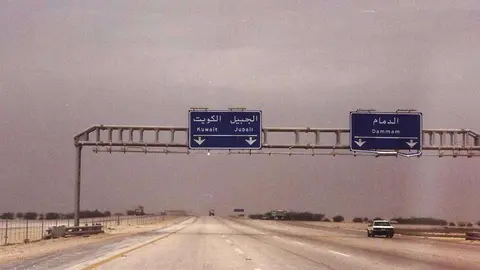 La carretera de Kuwait a Dammam.