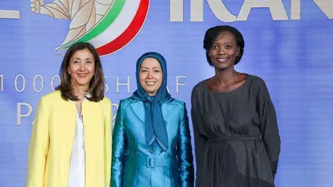 Íngrid Betancourt, Maryam Rajavi y Rama Yade el verano pasado en París.