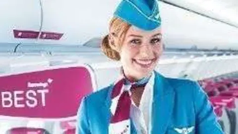 Tripulante de cabina de Eurowings.