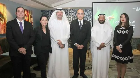 Personal de la embajada de Costa Rica en Emiratos, Procomer y personalidades locales en el evento. (ELCORREO)