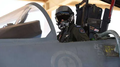 Un piloto de la Real Fuerza Aérea de Arabia Saudita.