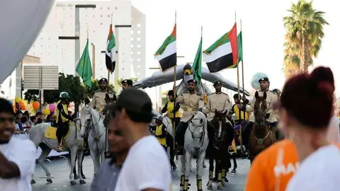 La Policía de Montada de EAU durante el desfile.