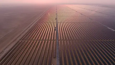 Imagen del Parque Solar Mohammed bin Rashid en Dubai, el mayor del mundo. (Cedida)