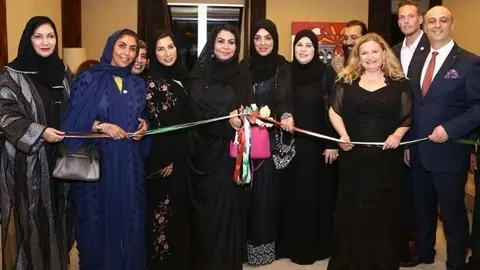 Presentación de los artistas nacionales en Dubai