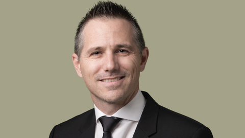 El doctor Juan Krogulec es especialista en Cirugía Plástica y Reconstrucción en el hospital Medcare. (Cedida)