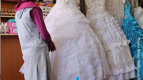 El matrimonio infantil aumenta a medida que avanza la guerra en Yemen. (Rosie Thompson, Save the children)