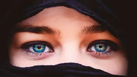 Portada del libro 'Cartas desde Dubai'.