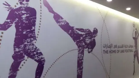 Los expatriados podrán formar parte de los equipos deportivos de EAU. (EL CORREO)