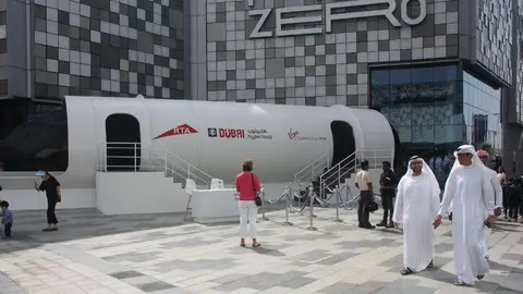 La cápsula expuesta en City Walk de Dubai. (EL CORREO)