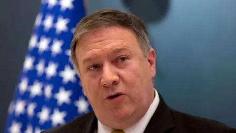 El Secretario de Estado de los Estados Unidos, Mike Pompeo, habla durante una conferencia de prensa en Riad. (AP)