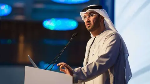 Momento de la revelación de los resultados de la encuesta hoy en el hotel Armani de Dubai. (Wam)