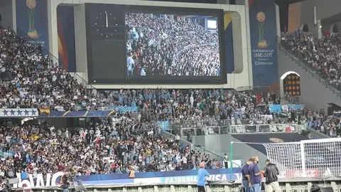 Aspecto que presentaba el campo de la Zayed Sports City. (R. Pérez)
