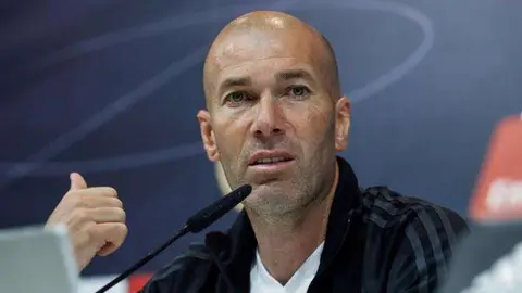 El hasta hoy entrenador del Real Madrid, Zidane.