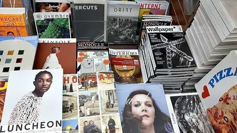 Publicaciones expuestas en Iconic Magazines en Nueva York. (Rafael González García de Cosío)