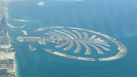 Una imagen aérea de La Palmera Jumeirah. (EL CORREO)