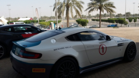 Vehículos de alta gama en Abu Dhabi. (EL CORREO)