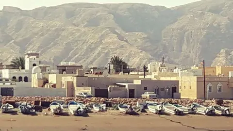Ciudad de Quriyat, en la frontera de Omán con EAU.