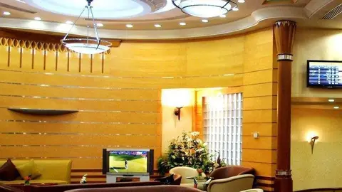 Al Ghazal Lounge en el Aeropuerto de Abu Dhabi.