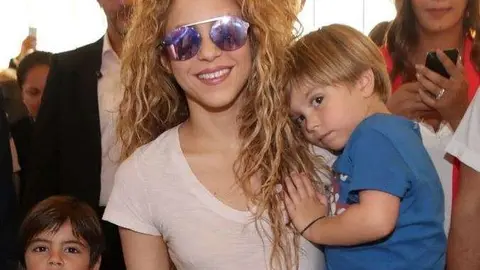 Shakira a su llegada a Beirut.