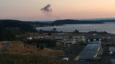 Momento en que la aeronave se estrella en una zona boscosa.