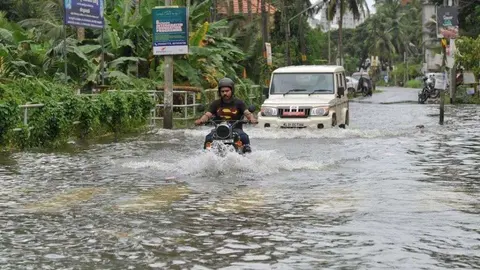 En la imagen de AFP, zonas inundadas en Kerala.