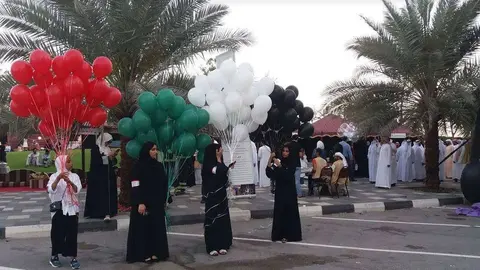 Mujeres emiratíes durante un evento social. (EL CORREO)