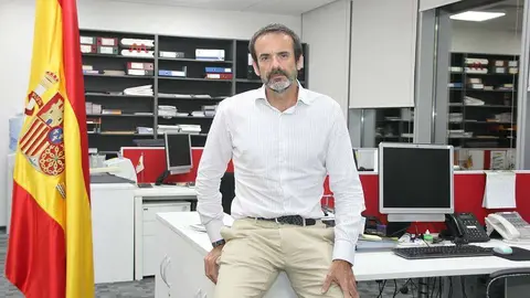 Víctor Suanzes, en la Oficina Comercial de España en Dubai. (EL CORREO)