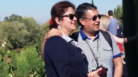  Dixon Moya y a su esposa, Patricia Mogollón en un viaje a España. (EL CORREO)