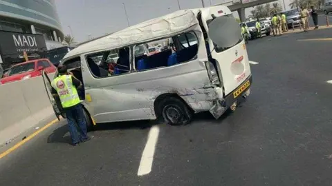 La Policía de Dubai difundió esta imagen del accidente de tráfico.