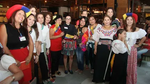 Asistentes al desayuno de Damas Latinas en el restaurante La Tablita. (EL CORREO)